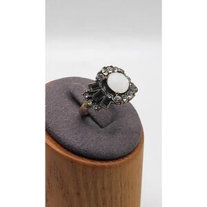 Vintage Atomic Mid Century Cabochon Cocktail Ring Rhinestone Halo Sz 7.75